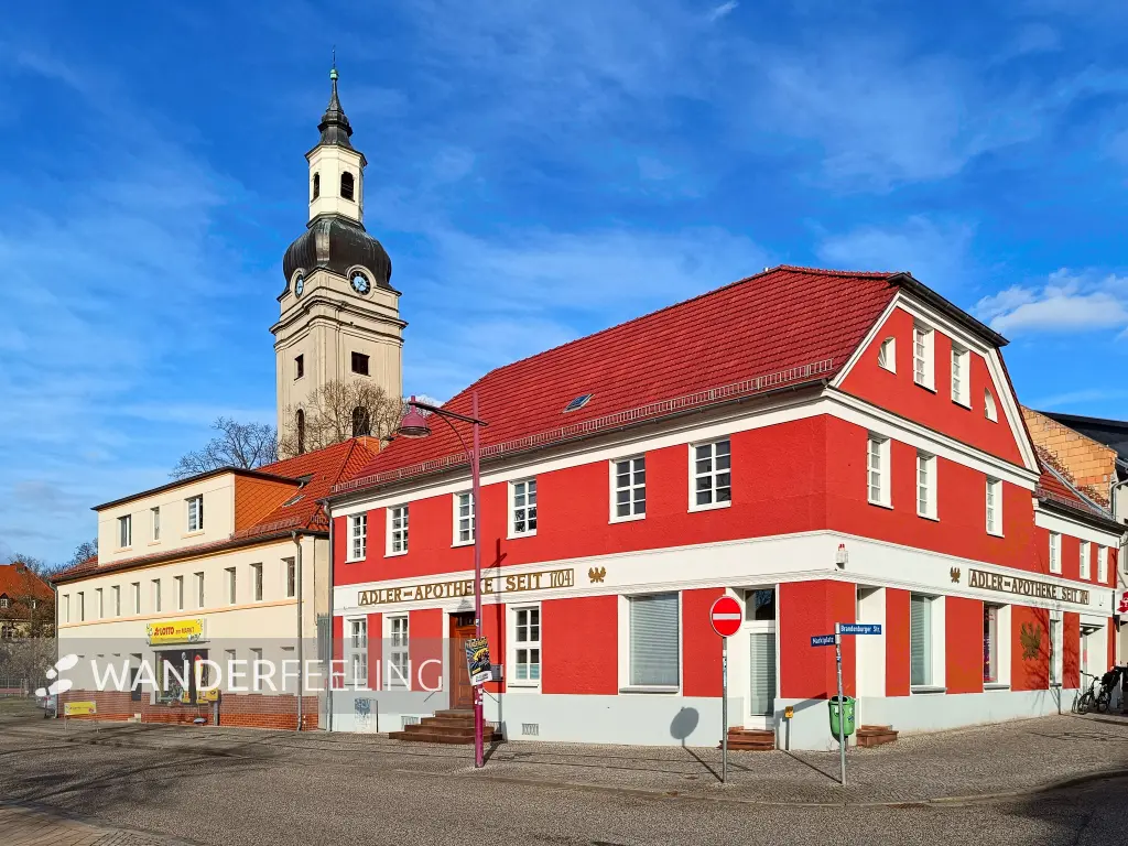 202603120-21 - Adler-Apotheke und St. Trinitatis in Genthin, Elbe-Börde-Heide, Sachsen-Anhalt, Deutschland