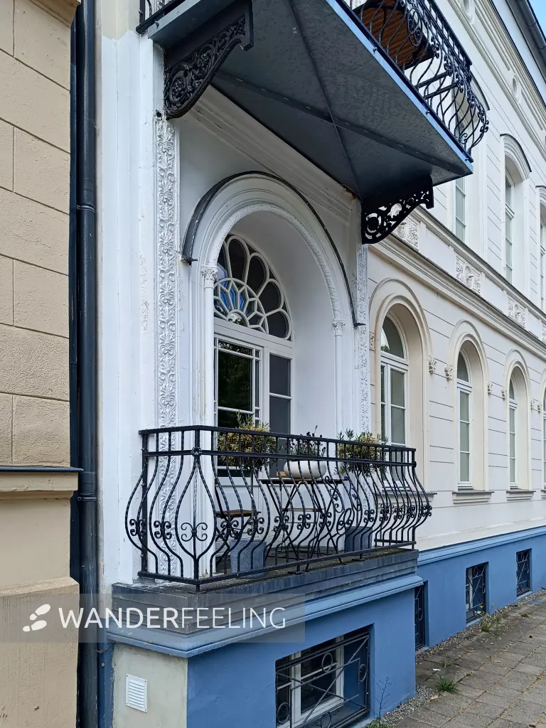 202507030-02 - Altes Haus in Schwerin, Mecklenburgische Seenplatte, Mecklenburg-Vorpommern, Deutschland