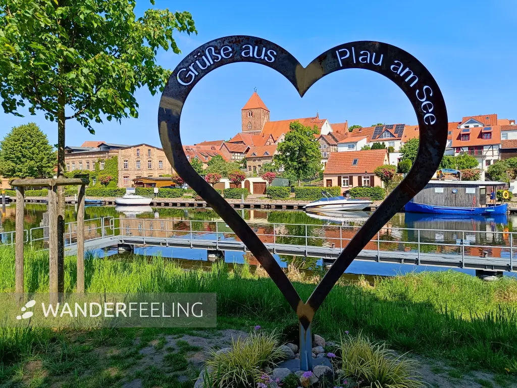 202605230-11 - Altstadt und Müritz-Elde-Wasserstraße in Plau am See, Mecklenburgische Seenplatte, Mecklenburg-Vorpommern, Deutschland