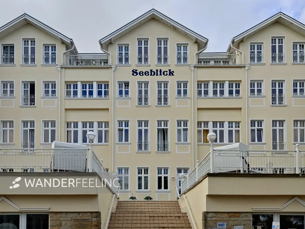 202310170-12 - Bäderarchitektur in Zinnowitz, Usedom, Mecklenburg-Vorpommern, Deutschland