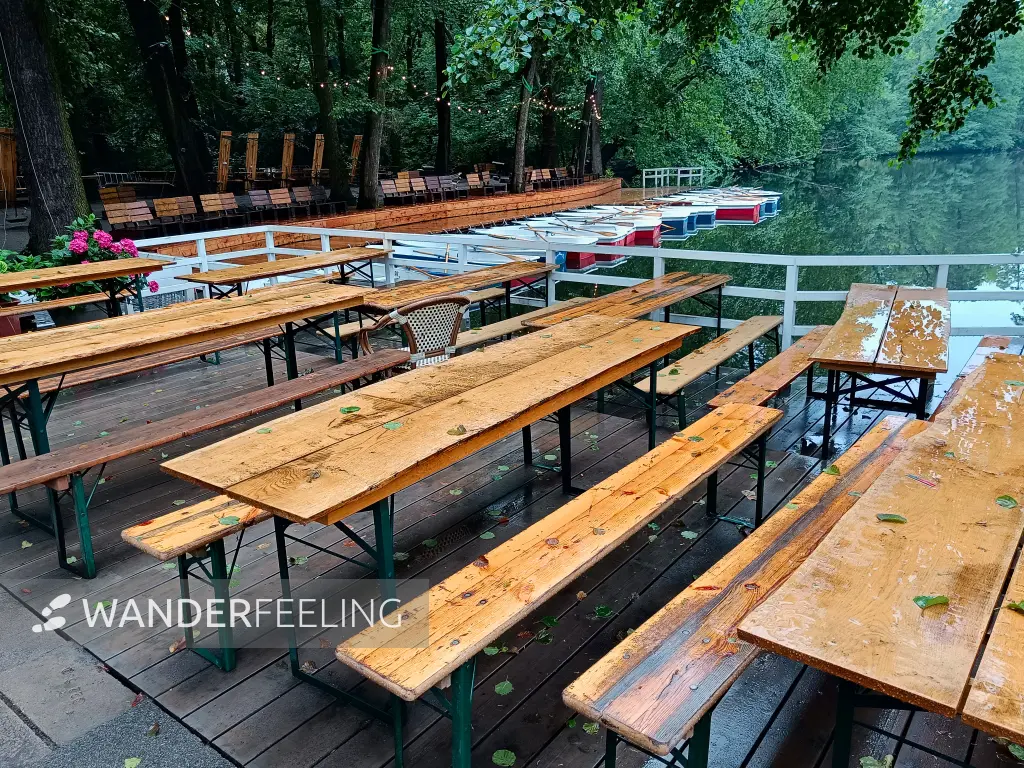 202507230-12 - Biergarten am Neuen See im Tiergarten, Berlin, Deutschland