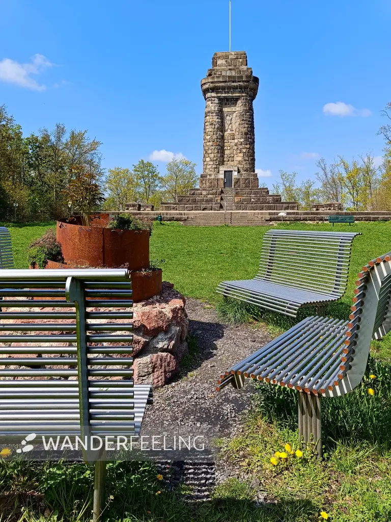 202604210-06 - Bismarckturm im Stadtwald Hagen, Ruhrgebiet, Nordrhein-Westfalen, Deutschland