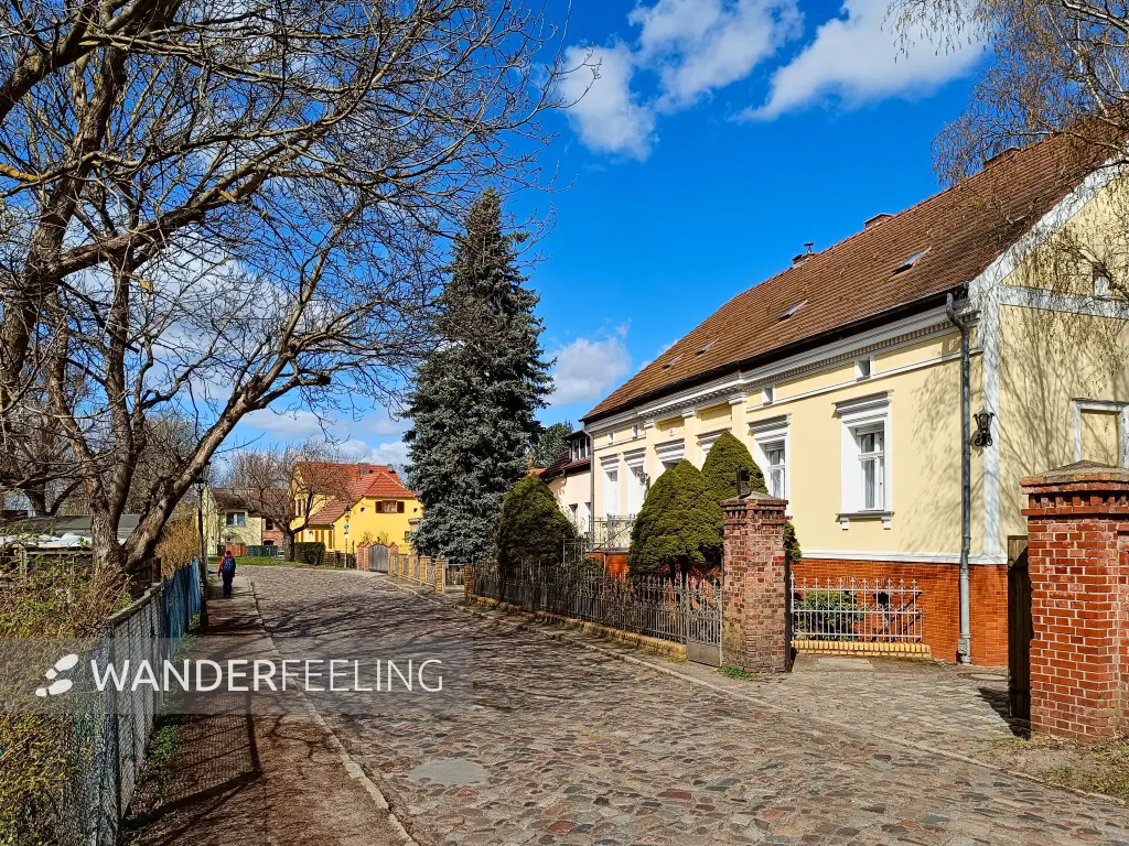 202604060-30 - Dorfhäuser in Alt-Lübars, Berlin, Deutschland