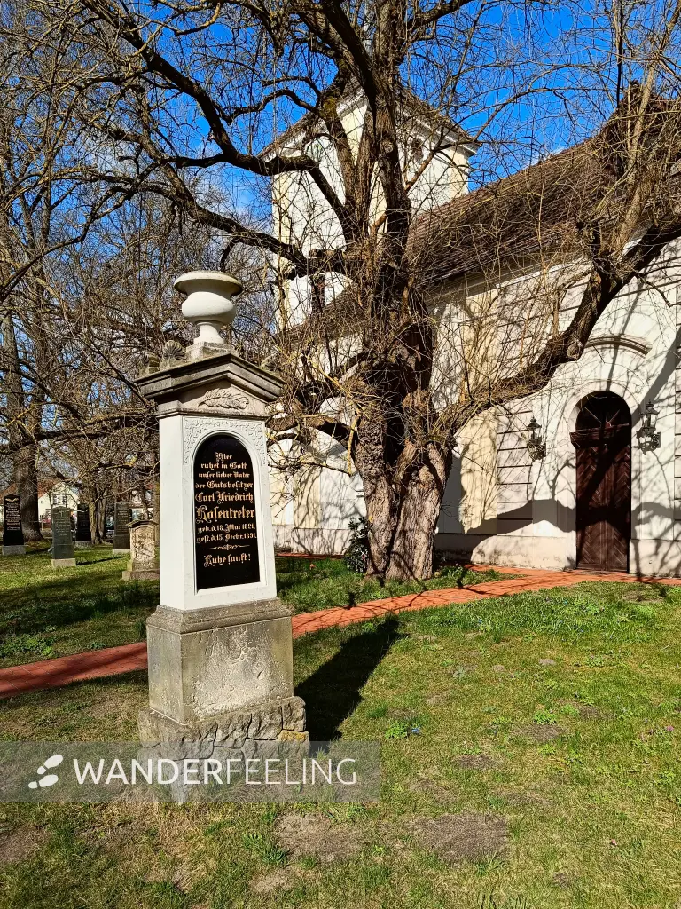 202604060-01 - Dorfkirche in Alt-Lübars, Berlin, Deutschland