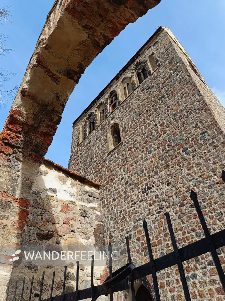 202610140-12 - Dorfkirche in Riedebeck, Lausitz, Brandenburg, Deutschland