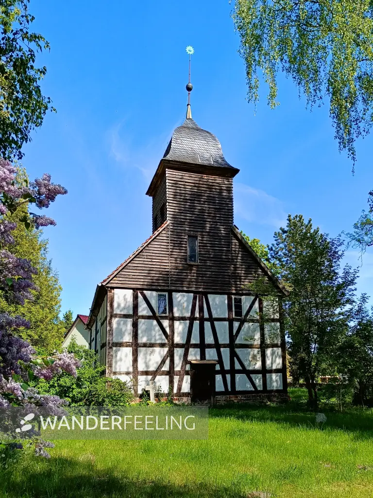 202505130-02 - Dorfkirche Kratzeburg, Mecklenburgische Seenplatte, Mecklenburg-Vorpommern, Deutschland