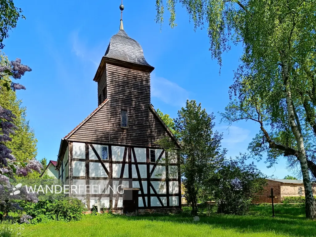 202505130-03 - Dorfkirche Kratzeburg, Mecklenburgische Seenplatte, Mecklenburg-Vorpommern, Deutschland