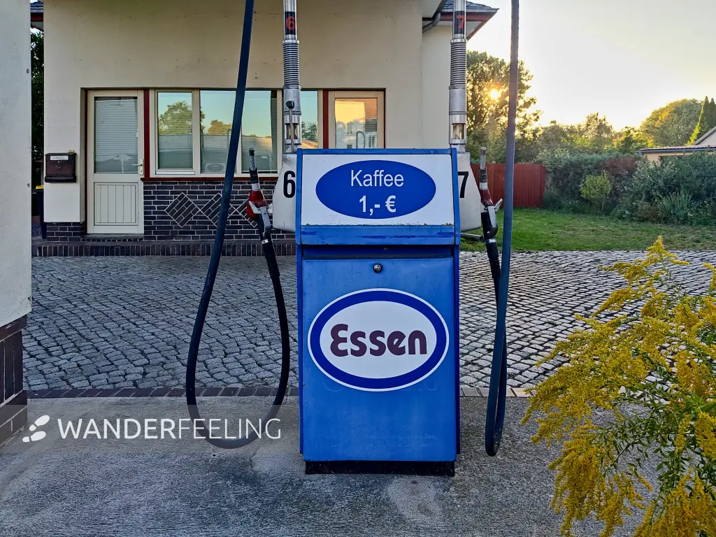 202309040-42 - Ehemalige Tankstelle in Gransee, Ruppiner Seenland, Brandenburg, Deutschland