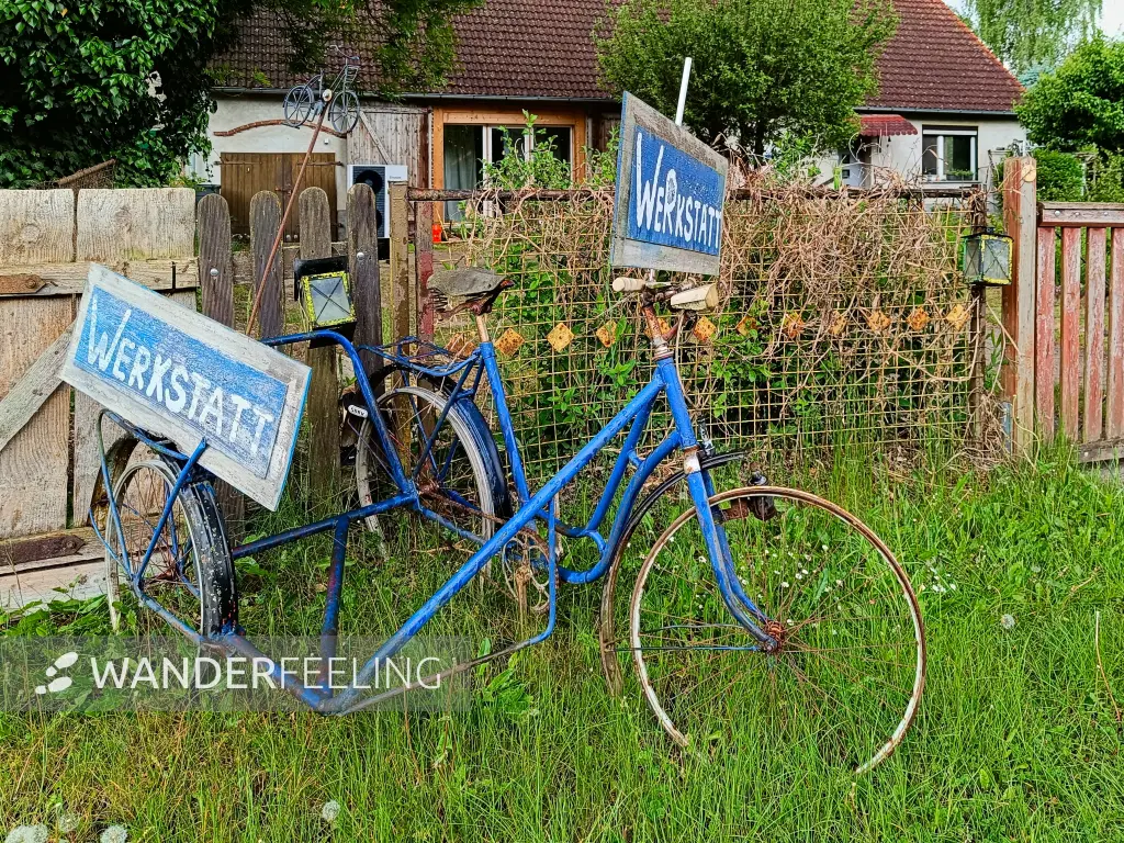 202505170-20 - Fahrradwerkstatt in Görsdorf-Busch, Seenland Oder-Spree, Brandenburg, Deutschland