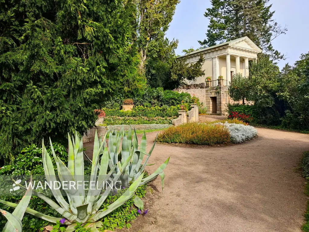 202310110-13 - Floratempel im Wörlitzer Park bei Wörlitz, Anhalt-Dessau-Wittenberg, Sachsen-Anhalt, Deutschland