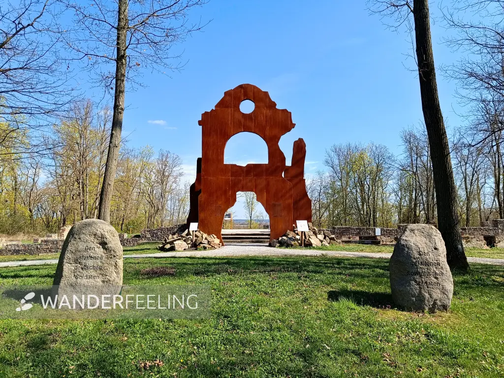 202604150-24 - Gedenkstätte Schloss Klessin in Klessin, Seenland Oder-Spree, Brandenburg, Deutschland