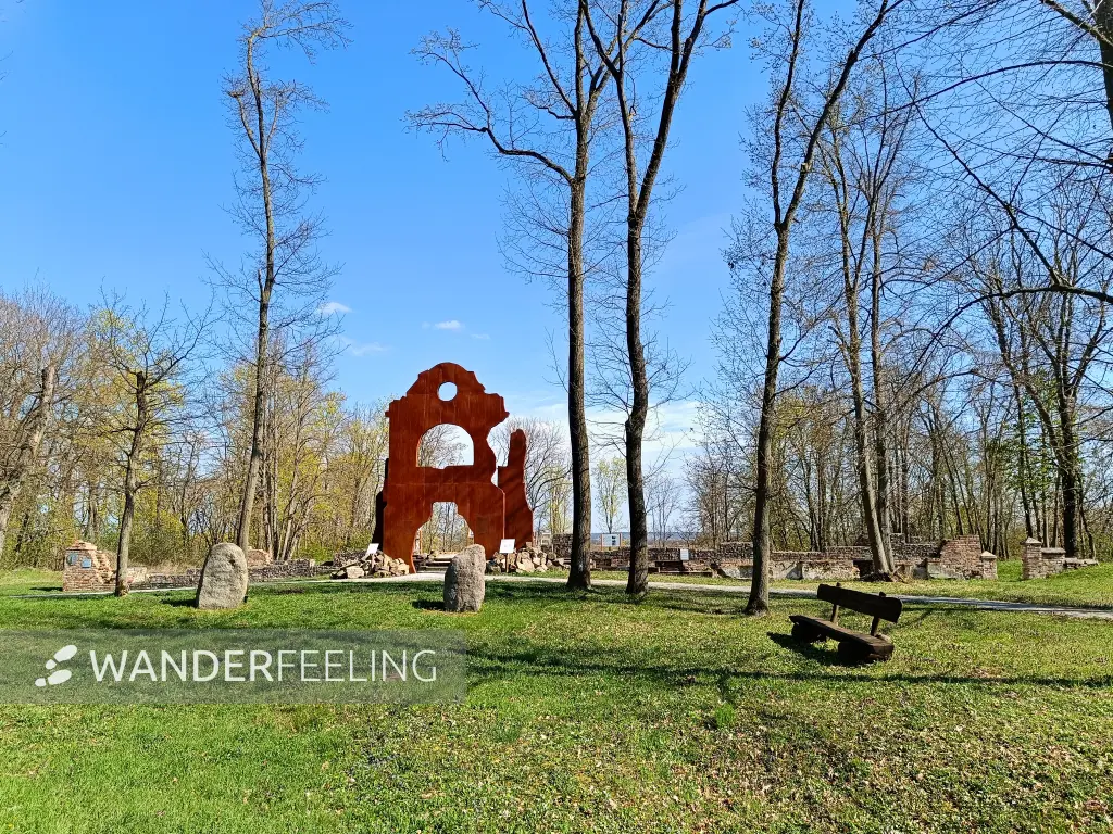 202604150-25 - Gedenkstätte Schloss Klessin in Klessin, Seenland Oder-Spree, Brandenburg, Deutschland