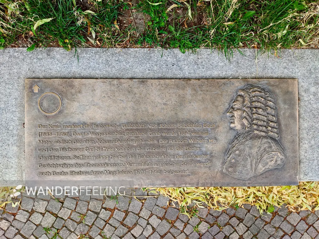 202307031-06 - Gedenktafel am historischen Bach-Grab in Leipzig, Sachsen, Deutschland