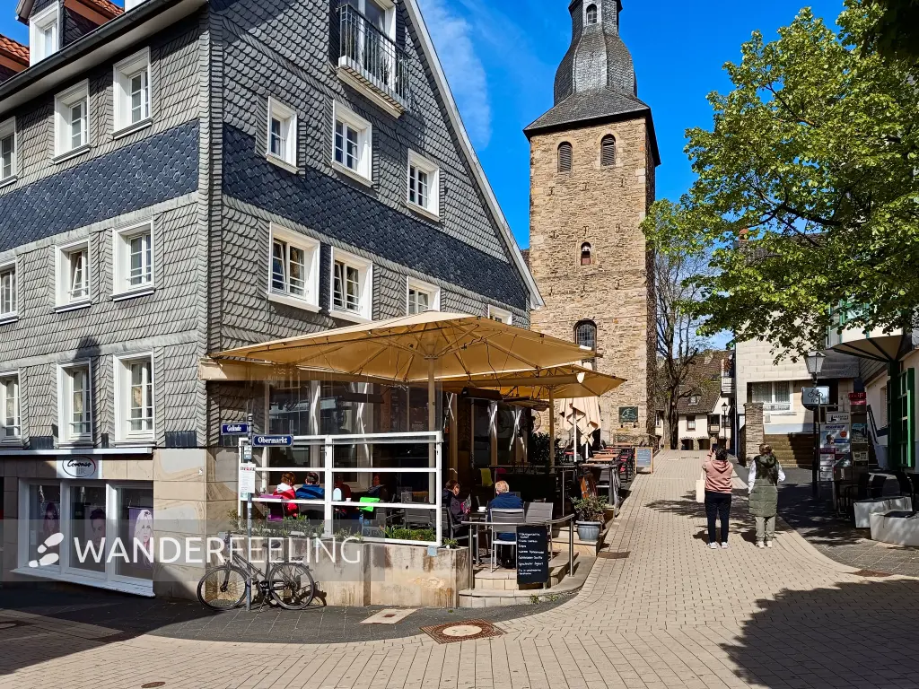 202604260-08 - Glockenturm in Hattingen, Ruhrgebiet, Nordrhein-Westfalen, Deutschland
