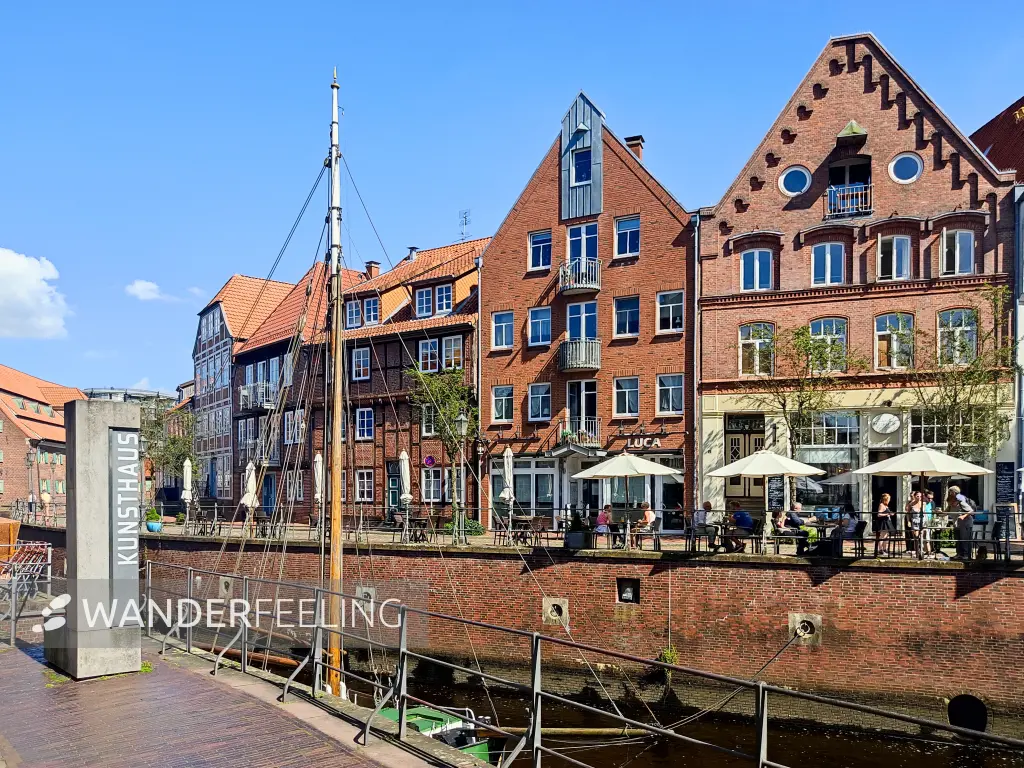 202308220-37 - Hafen in Stade, Niedersachsen, Deutschland