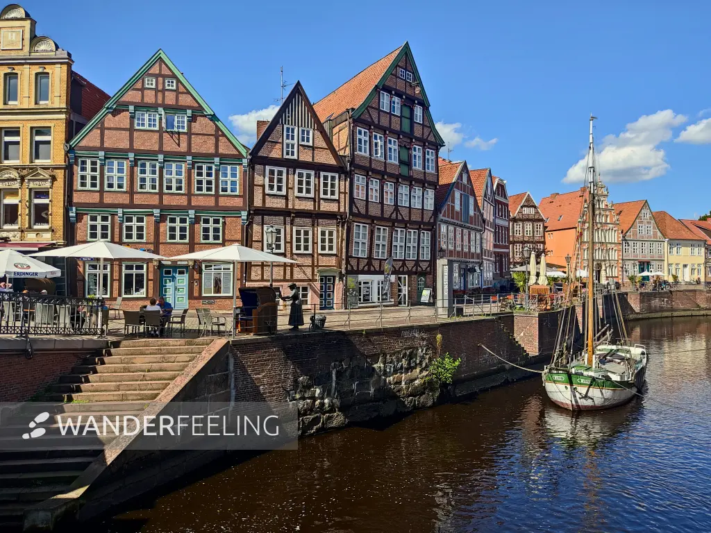 202308220-39 - Hafen in Stade, Niedersachsen, Deutschland