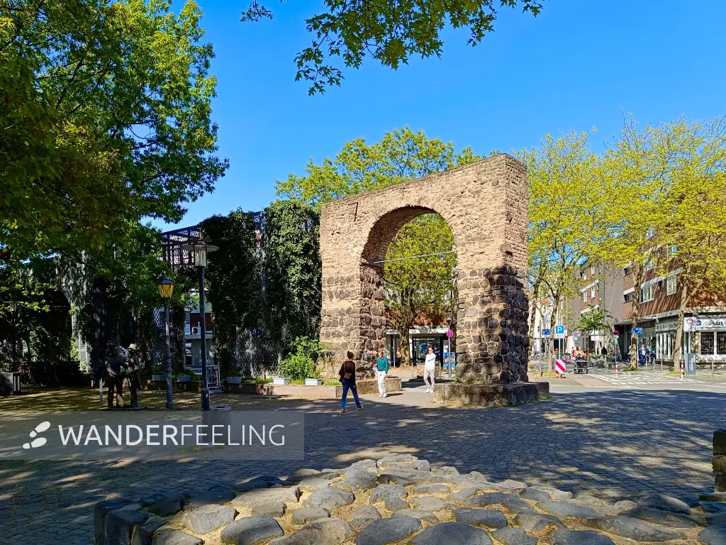 202604231-10 - Hamtor in Neuss, Niederrhein, Nordrhein-Westfalen, Deutschland