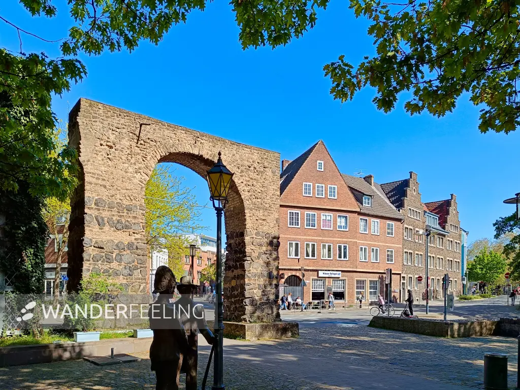 202604231-11 - Hamtor in Neuss, Niederrhein, Nordrhein-Westfalen, Deutschland