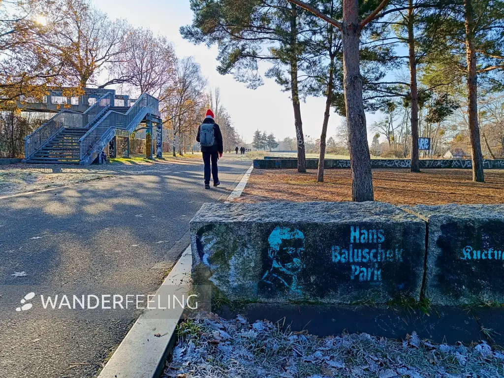 202511220-06 - Hans-Baluschek-Park in Schöneberg, Berlin, Deutschland