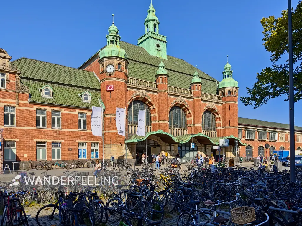 202309210-01 - Hauptbahnhof Lübeck, Lübecker Bucht, Schleswig-Holstein, Deutschland