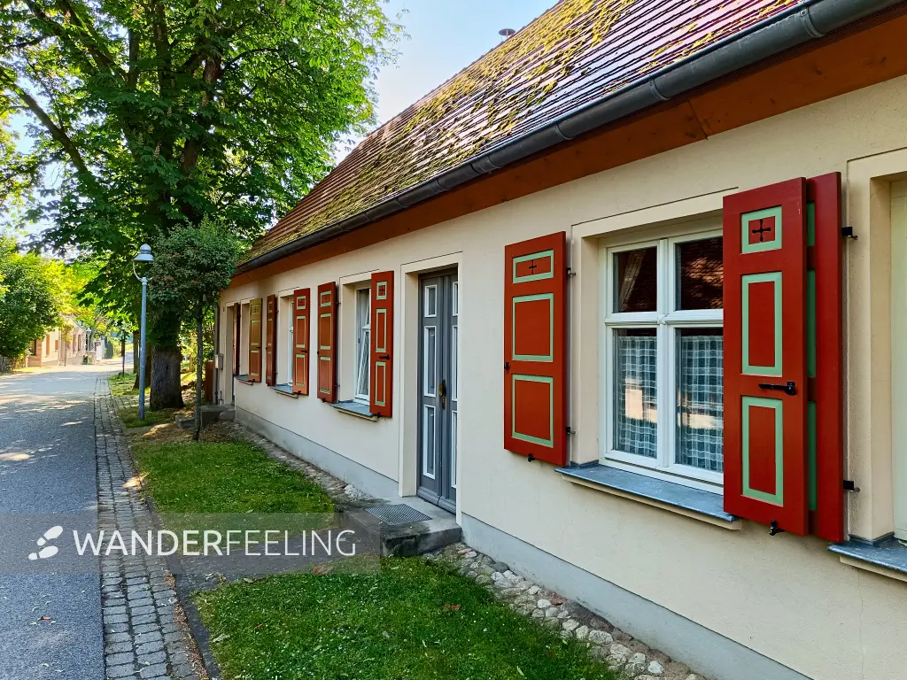 202405210-05 - Haus in Neuglobsow, Ruppiner Seenland, Brandenburg, Deutschland
