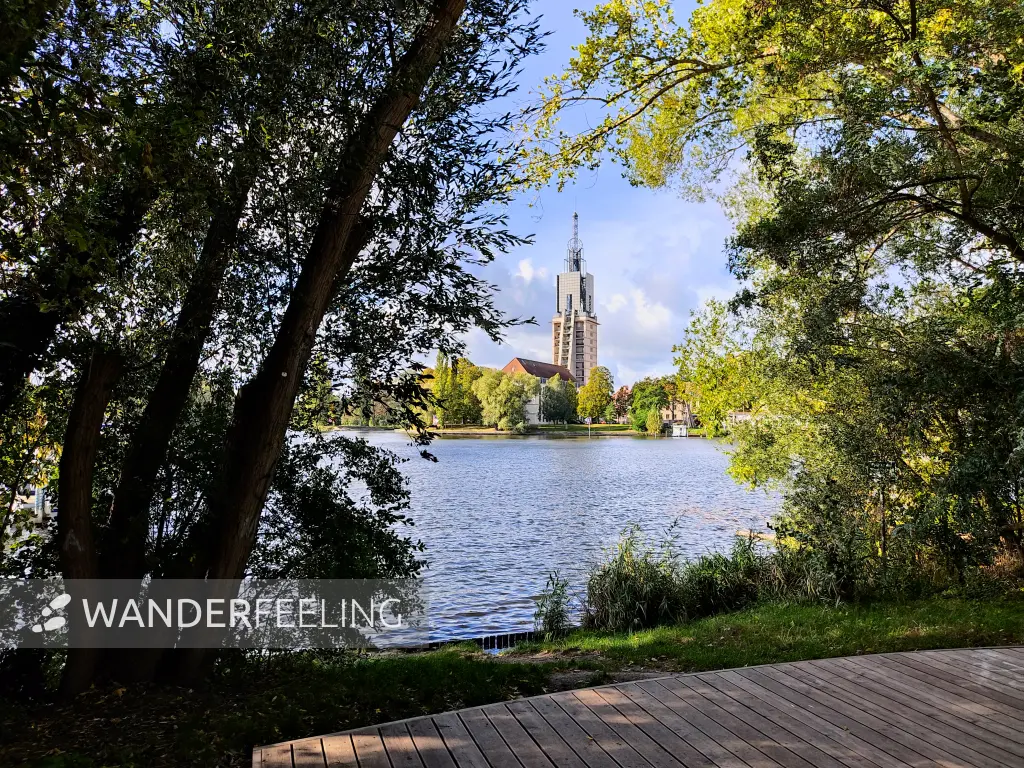 202310140-21 - Havelblick im Nuthepark, Potsdam, Brandenburg, Deutschland