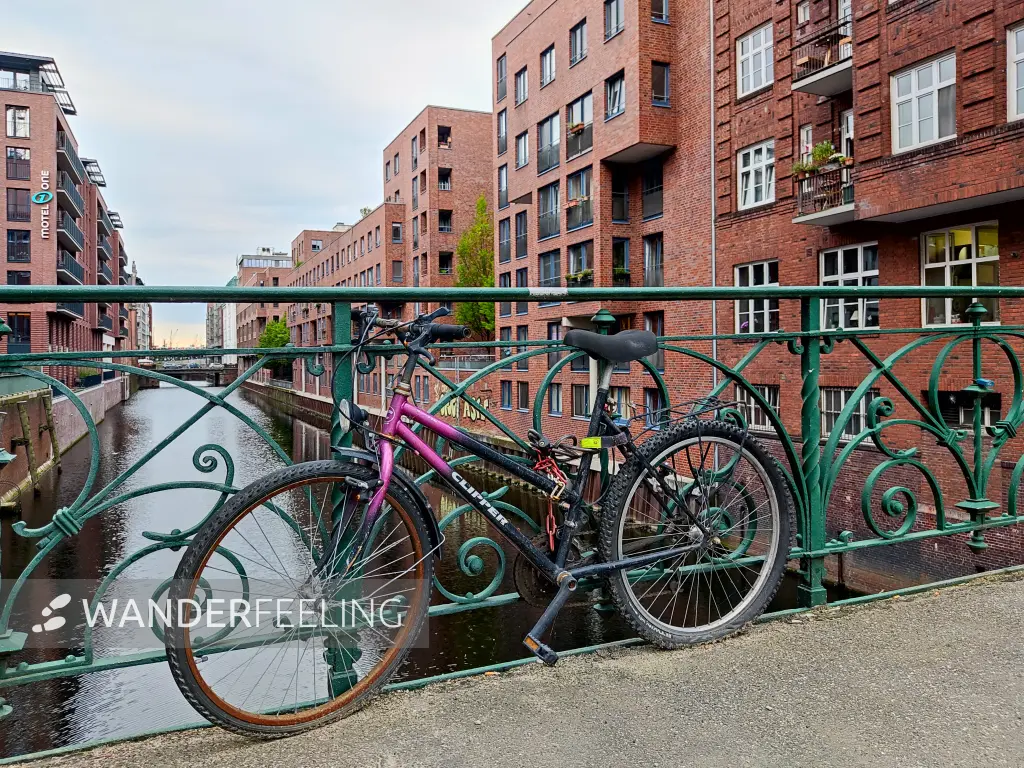 202308231-23 - Herrengrabenfleet in der Neustadt, Hamburg, Deutschland