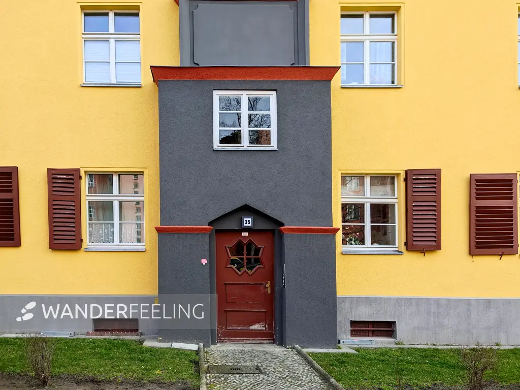 202303080-03 - Hufeisensiedlung in Britz, Berlin, Deutschland