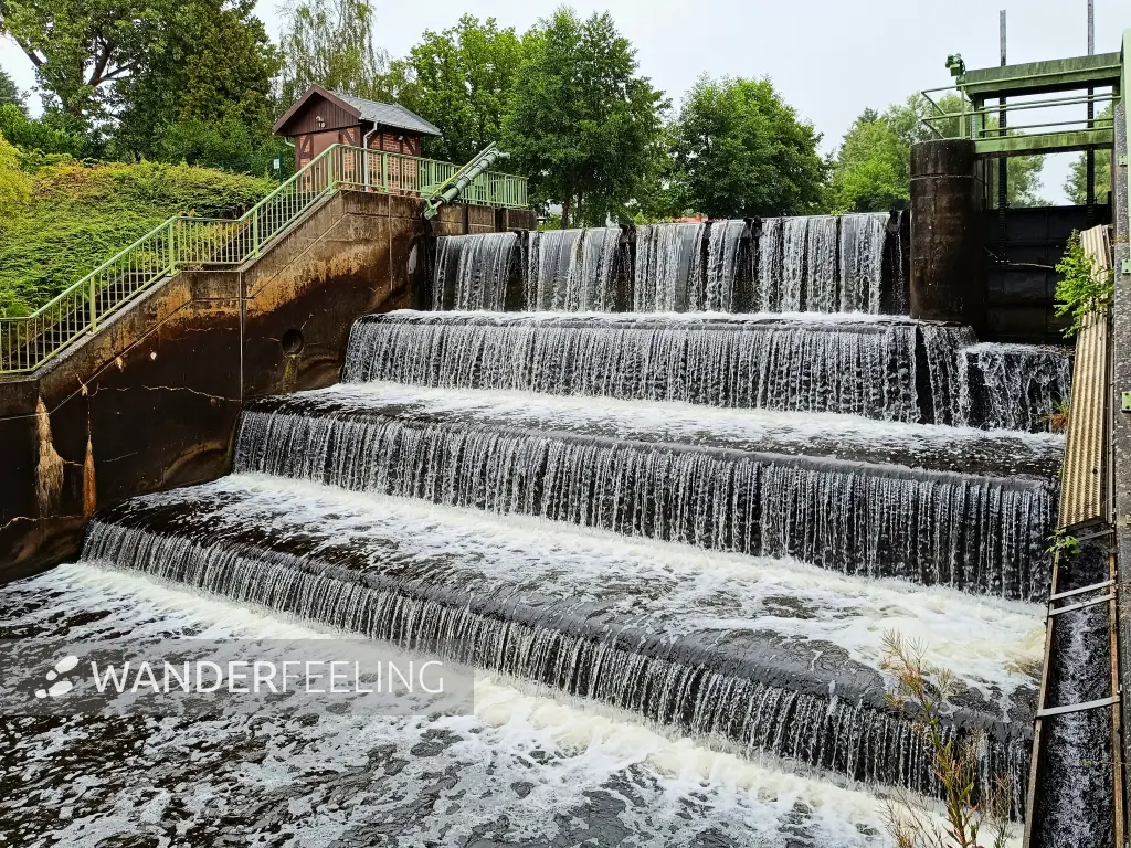 202507120-13 - Kaskadenwehr am Dahme-Umflutkanal bei Märkisch Buchholz, Dahme-Seenland, Brandenburg, Deutschland