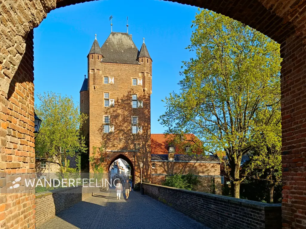 202604250-39 - Klever Tor in Xanten, Niederrhein, Nordrhein-Westfalen, Deutschland