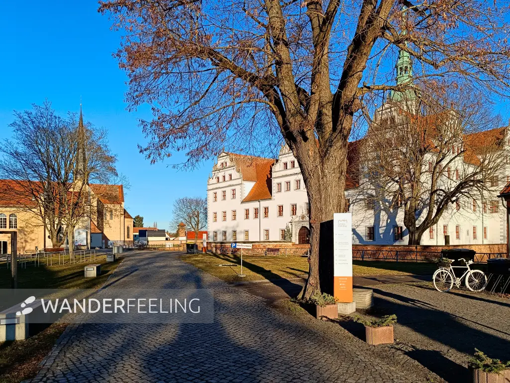 202512150-27 - Klosterkirche St. Marien Dobrilugk und Schloss Doberlug in Doberlug-Kirchhain, Elbe-Elster-Land, Brandenburg, Deutschland