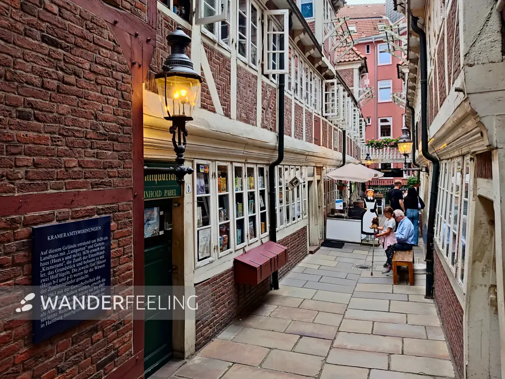 202308231-21 - Krameramtsstuben in der Neustadt, Hamburg, Deutschland