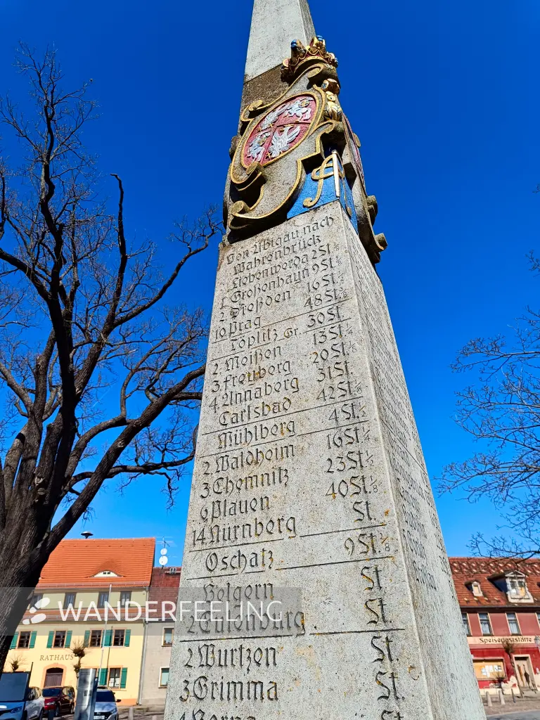202503280-06 - Kursächsische Postmeilensäule in Uebigau, Elbe-Elster-Land, Brandenburg, Deutschland