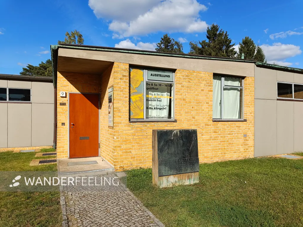 202608110-03 - Lehrerhäuser der ehemaligen Bundesschule des ADGB bei Bernau, Barnimer Land, Brandenburg, Deutschland