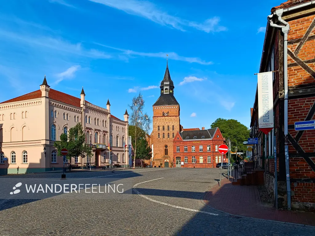 202605040-41 - Marktplatz in Sternberg, Mecklenburgische Seenplatte, Mecklenburg-Vorpommern, Deutschland