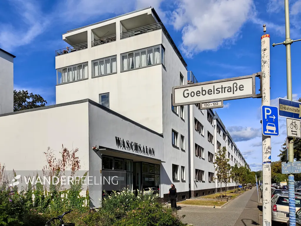 202310080-43 - Mehrfamilienhäuser in Siemensstadt, Berlin, Deutschland