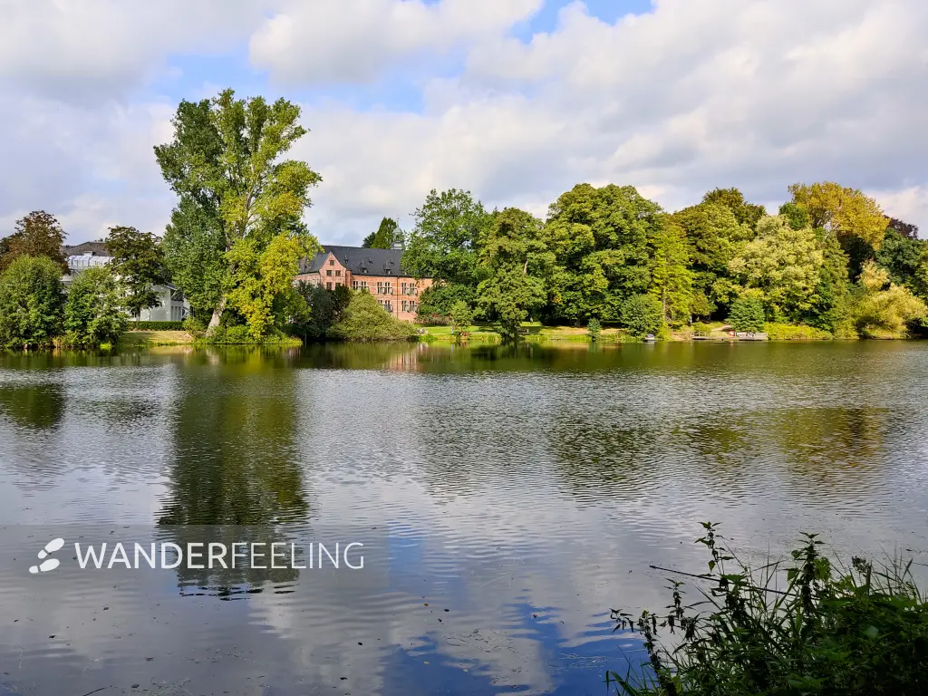 202309230-32 - Mühlenteich in Reinbek, Herzogtum Lauenburg und Stormarn, Schleswig-Holstein, Deutschland