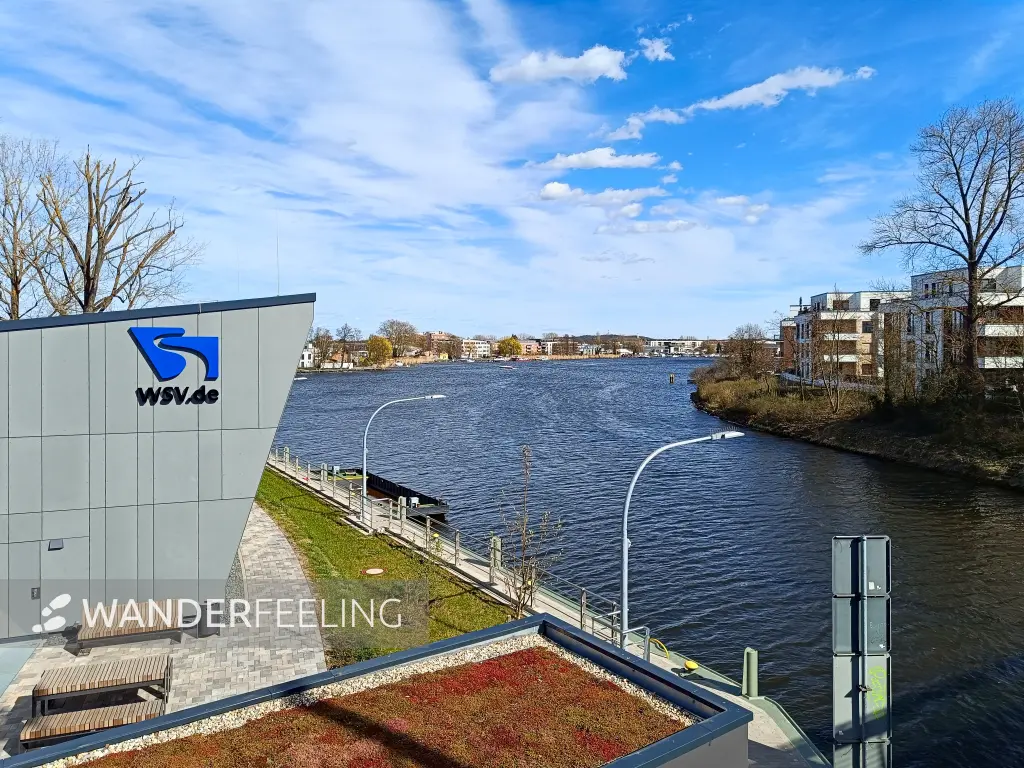 202604040-29 - Mündung des Teltowkanals in die Dahme in Grünau, Berlin, Deutschland