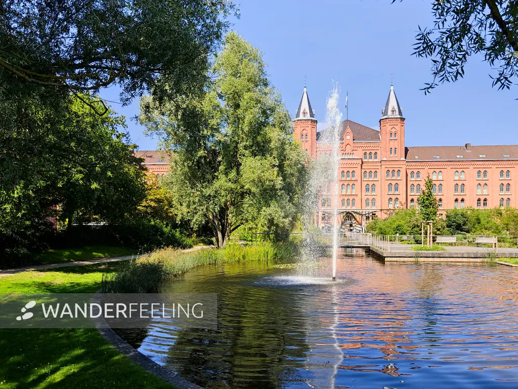 202308181-05 - Neues Rathaus in Celle, Lüneburger Heide, Niedersachsen, Deutschland