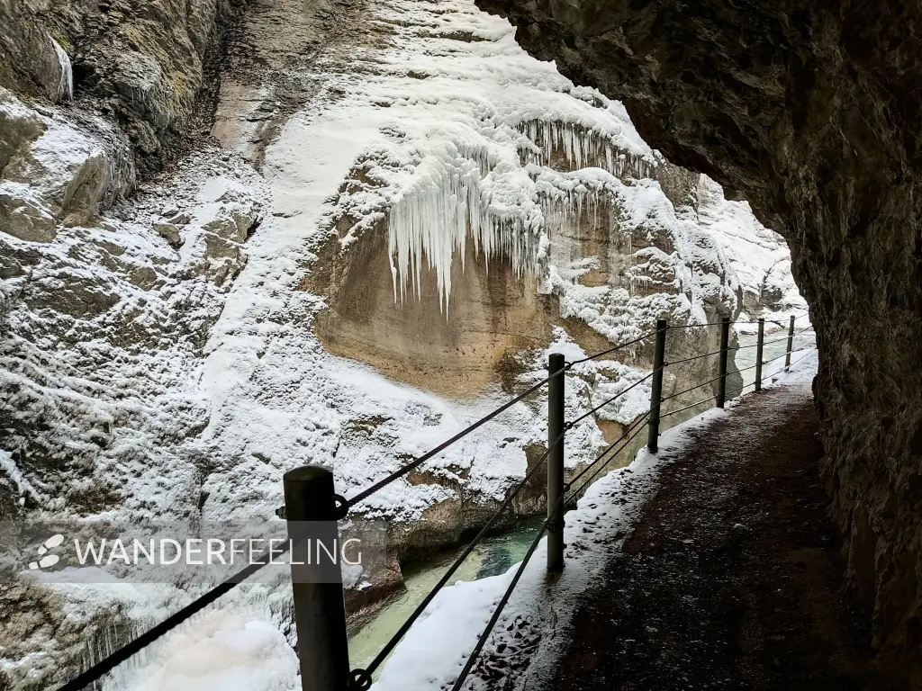 202212170-19 - Partnachklamm in Garmisch-Partenkirchen, Oberbayern, Bayern, Deutschland