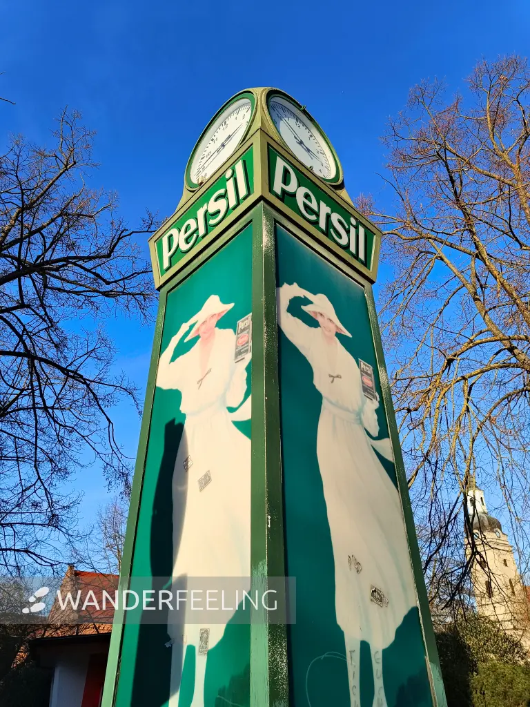 202603120-19 - Persil-Uhr in Genthin, Elbe-Börde-Heide, Sachsen-Anhalt, Deutschland