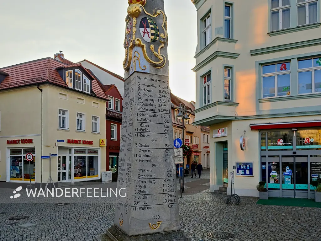 202309150-37 - Postmeilensäule in Senftenberg, Lausitz, Brandenburg, Deutschland