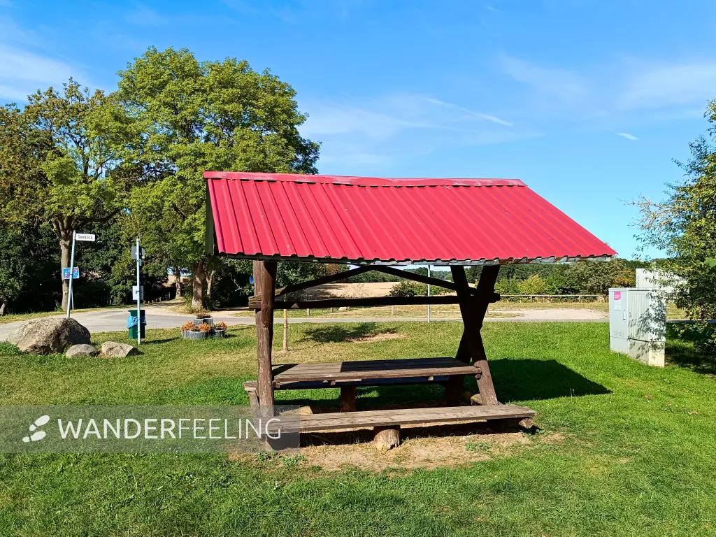 202508260-43 - Rastplatz in Jürgenshof bei Alt Schwerin, Mecklenburgische Seenplatte, Mecklenburg-Vorpommern, Deutschland