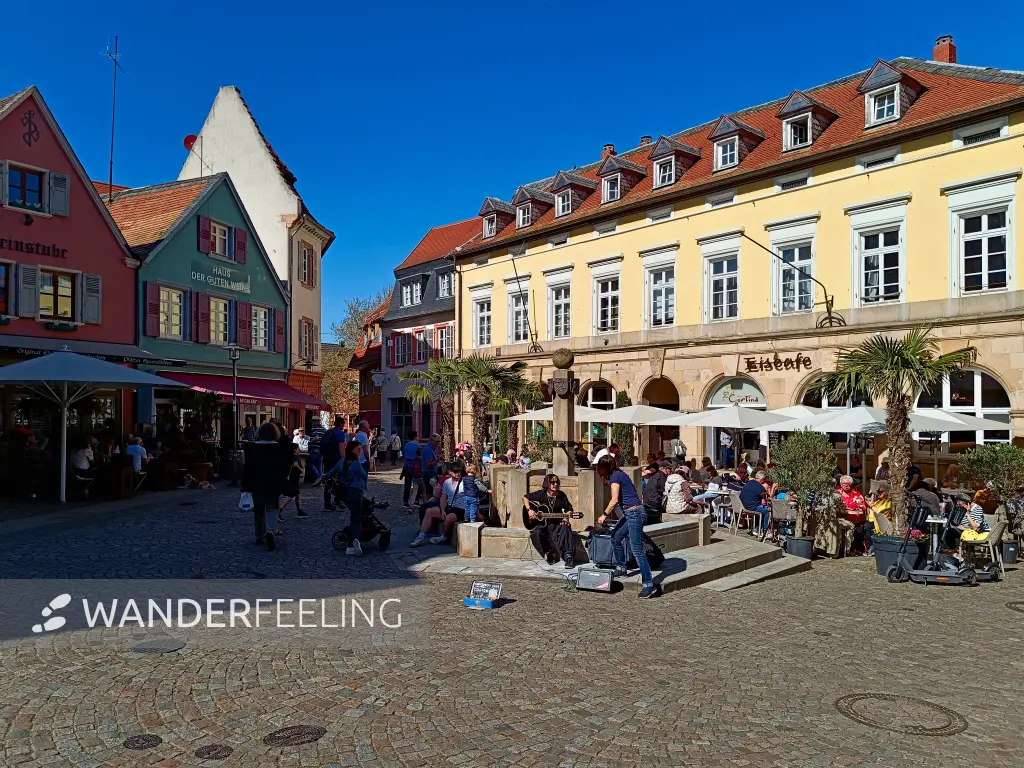 202504120-39 - Römerplatz in Bad Dürkheim, Pfalz, Rheinland-Pfalz, Deutschland