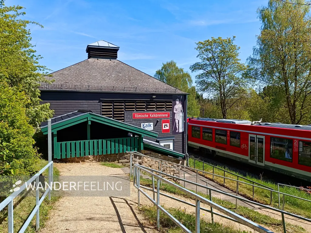 202604240-03 - Römische Kalkbrennerei bei Iversheim, Eifel, Nordrhein-Westfalen, Deutschland
