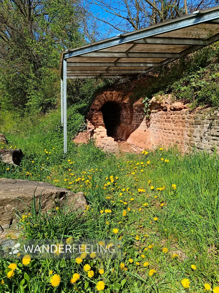 202604220-38 - Römische Wasserleitung bei Breitenbenden, Eifel, Nordrhein-Westfalen, Deutschland