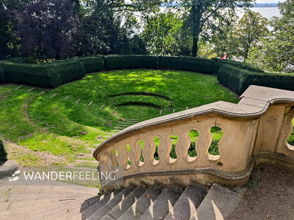 202309250-19 - Römischer Garten in Blankenese, Hamburg, Deutschland