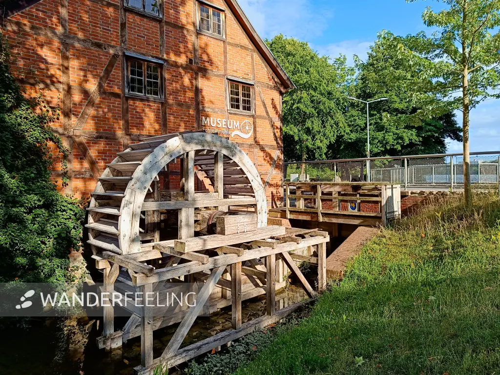 202507030-50 - Schleifmühle in Schwerin, Mecklenburgische Seenplatte, Mecklenburg-Vorpommern, Deutschland