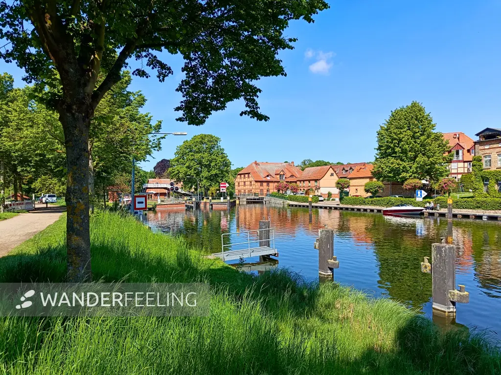 202605230-08 - Schleuse an der Müritz-Elde-Wasserstraße in Plau am See, Mecklenburgische Seenplatte, Mecklenburg-Vorpommern, Deutschland
