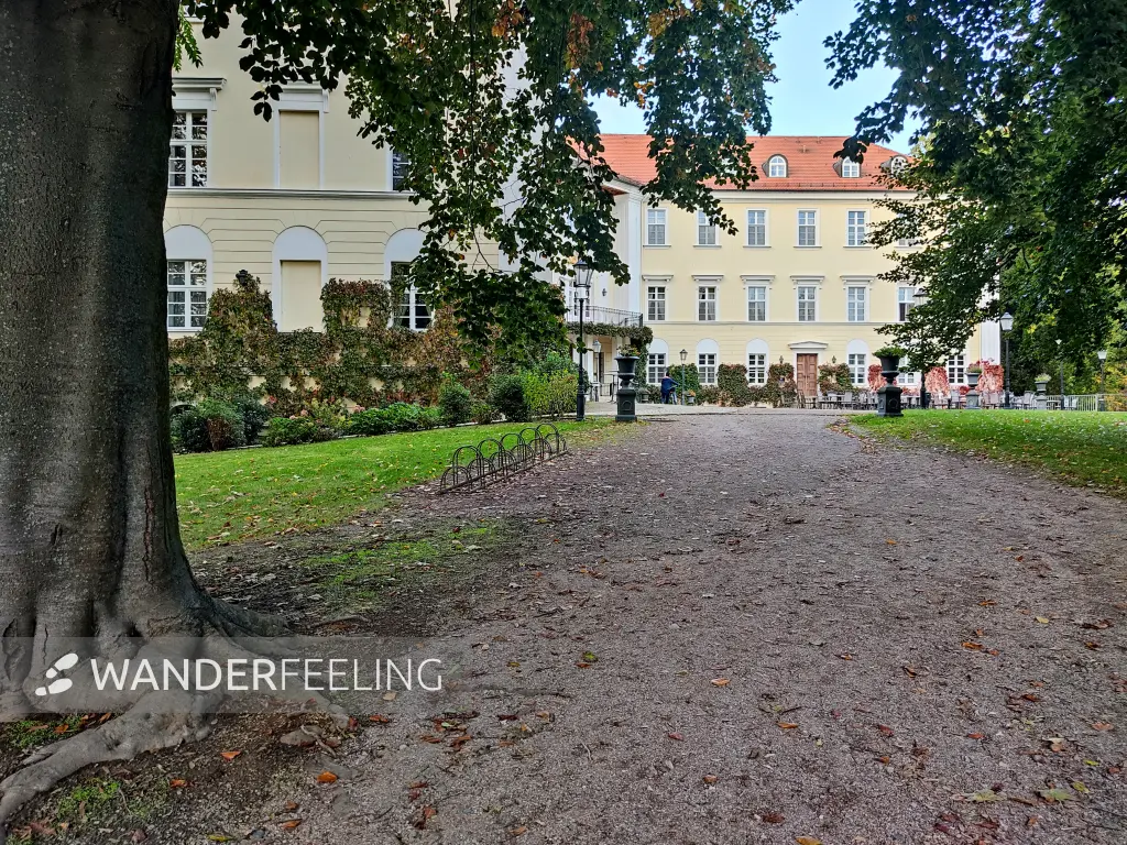202310230-32 - Schloss in Lübbenau, Spreewald, Brandenburg, Deutschland
